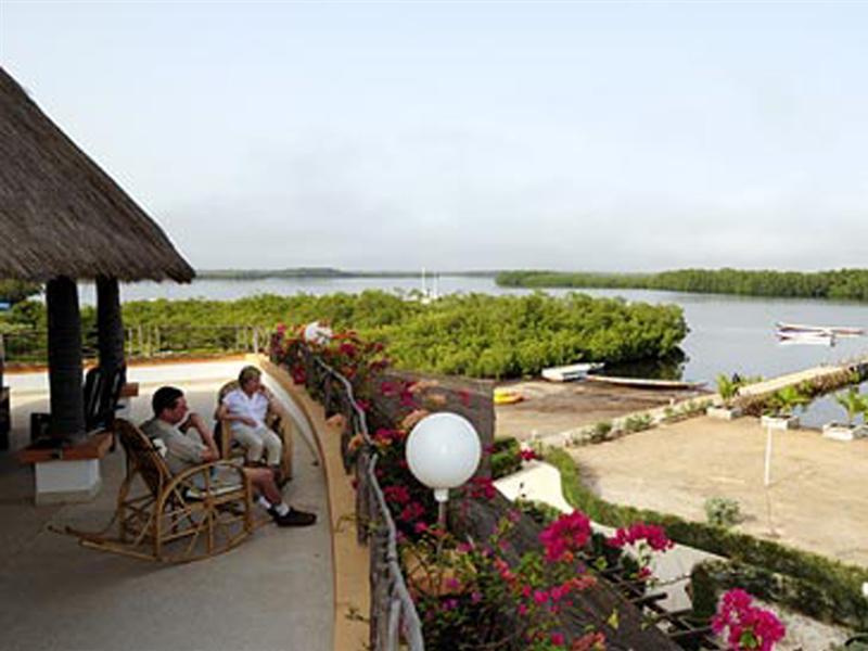 Hotel Keur Saloum Toubakouta Exteriér fotografie